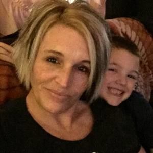 Meet your Posher, April